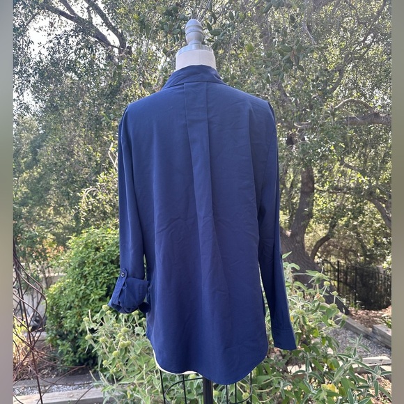 Chico's button-down long sleeve top -  Chico’s size 0 - Picture 4 of 4